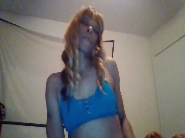 Live sex webcam photo for JmarieJ #271501193