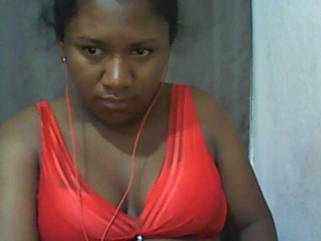 Live sex webcam photo for mybigass15 #271521145