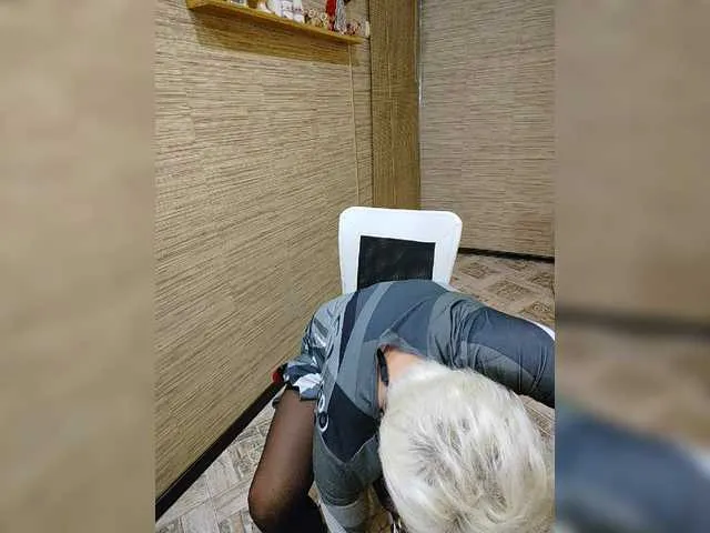 Live sex webcam photo for oksuhaa #271523794