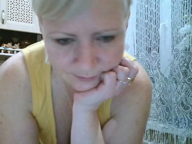 Live sex webcam photo for HelenLike #271513002