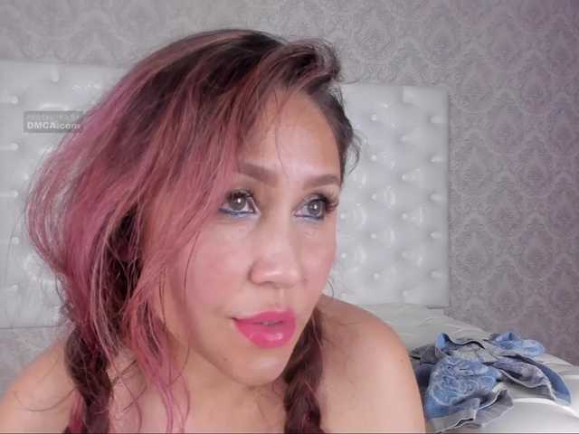 Live sex webcam photo for mira-rich #271520068