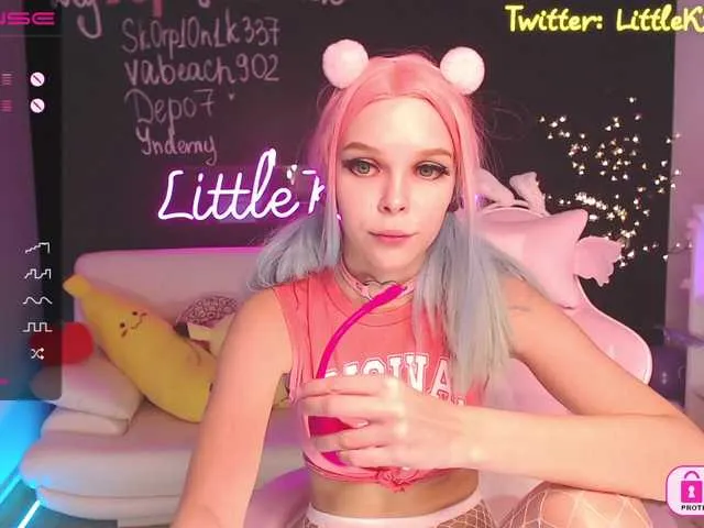 Live sex webcam photo for Little-Kitt69 #271524152