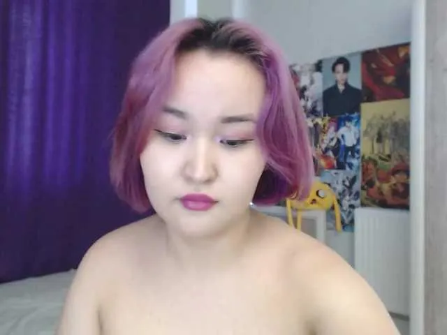 Live sex webcam photo for YunNana #271517298