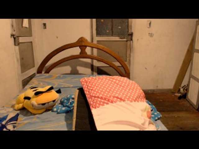 Live sex webcam photo for Lauramoon38 #271513490