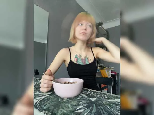 Live sex webcam photo for MATbFLEXA #271520660