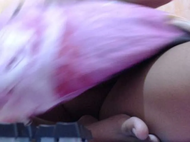 Live sex webcam photo for Angela211 #271517993