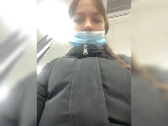 Live sex webcam photo for -Ange1ok- #271517209