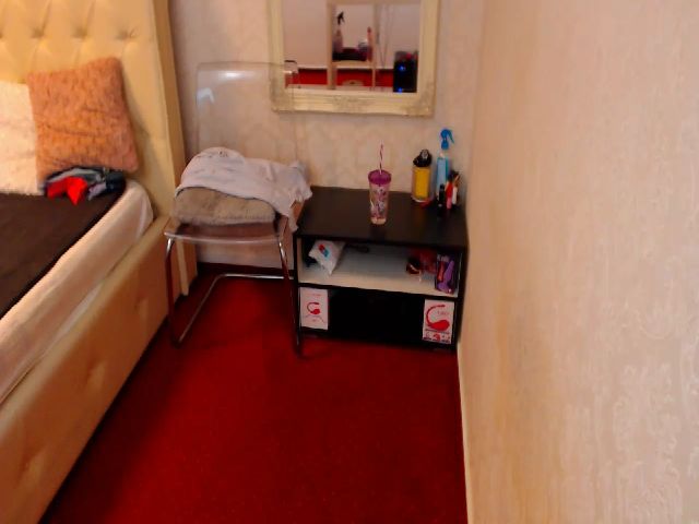 Live sex webcam photo for AlishaPacari #271514476