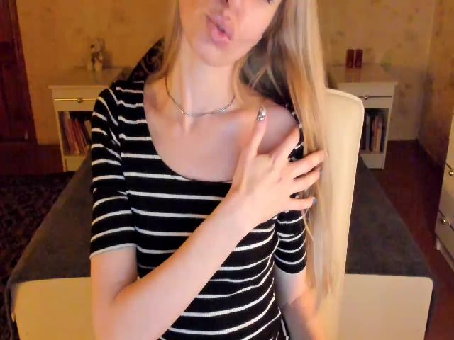 Live sex webcam photo for X_model_S #271527695