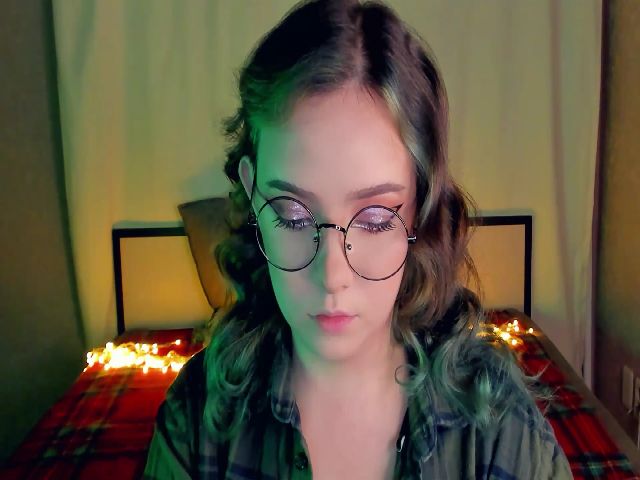 Live sex webcam photo for Sonya_blade9 #271522656