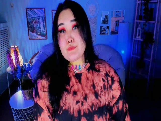 Live sex webcam photo for EsmiraWaild #271515405