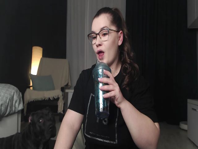 Live sex webcam photo for EveGoddes #271526038