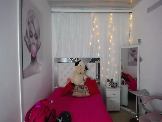 Live sex webcam photo for Martina_ferer #271527010