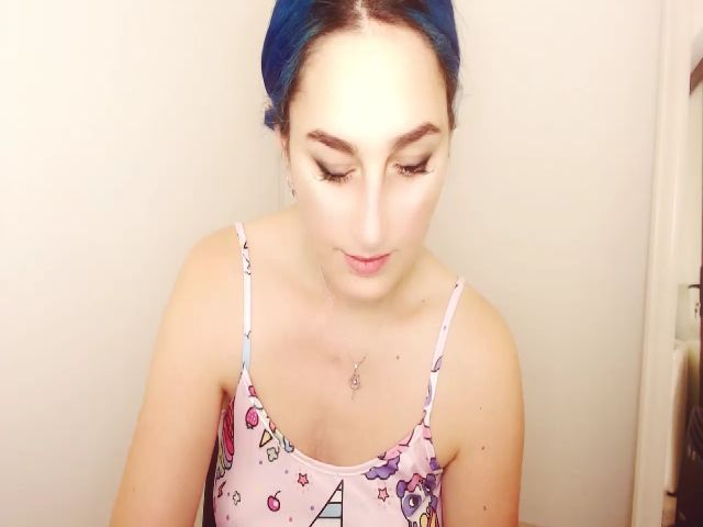 Live sex webcam photo for wetkittycum #271526115