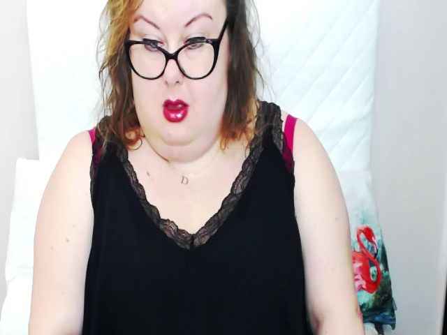 Live sex webcam photo for HornyBonnie #271518077