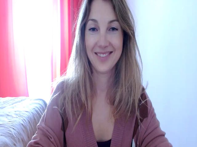 Live sex webcam photo for HappyAlise #271521590