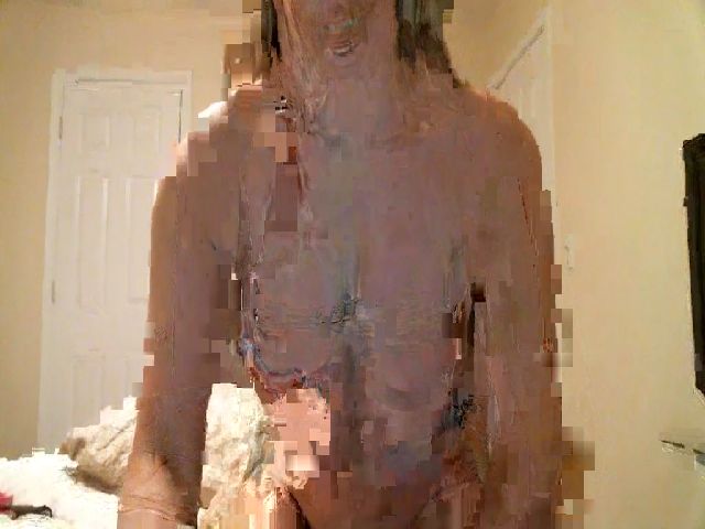 Live sex webcam photo for Tiffanylee1 #271527307