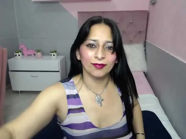 Live sex webcam photo for blue-mom #271513348