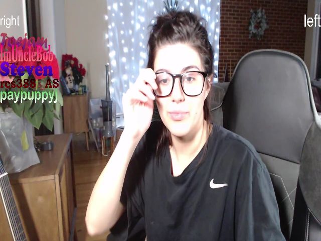 Live sex webcam photo for kewcumber #271516330