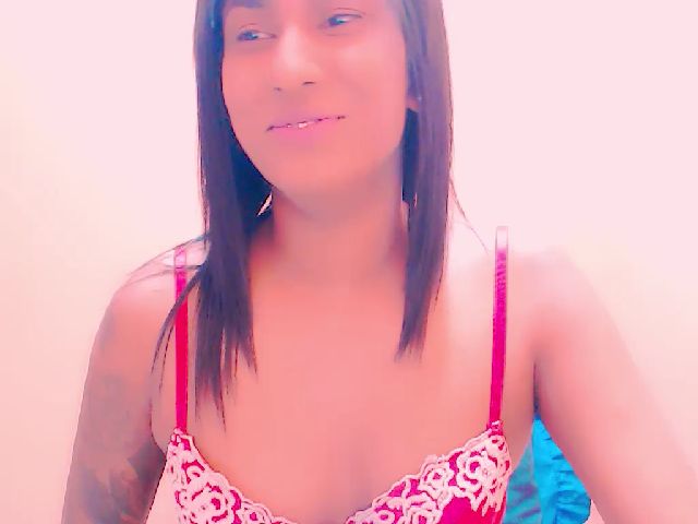 Live sex webcam photo for INDIANGOLD #271523512