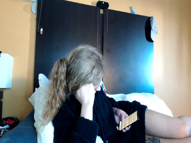 Live sex webcam photo for Scarlettfire1 #271526312