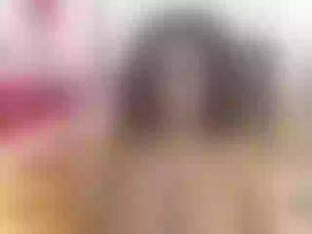 Live sex webcam photo for AnnyMyerss #271517413