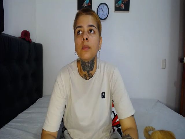 Live sex webcam photo for Greta_strongx #271522863