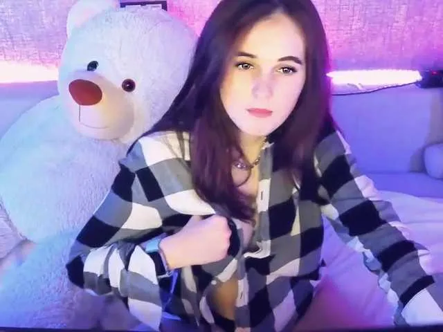 Live sex webcam photo for AmyShyy #271517034