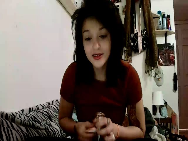 Live sex webcam photo for Tastycakes96 #271516360