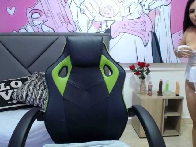 Live sex webcam photo for tadashi29 #271517915