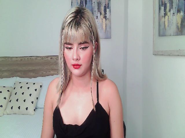 Live sex webcam photo for HannaJanne #271526724