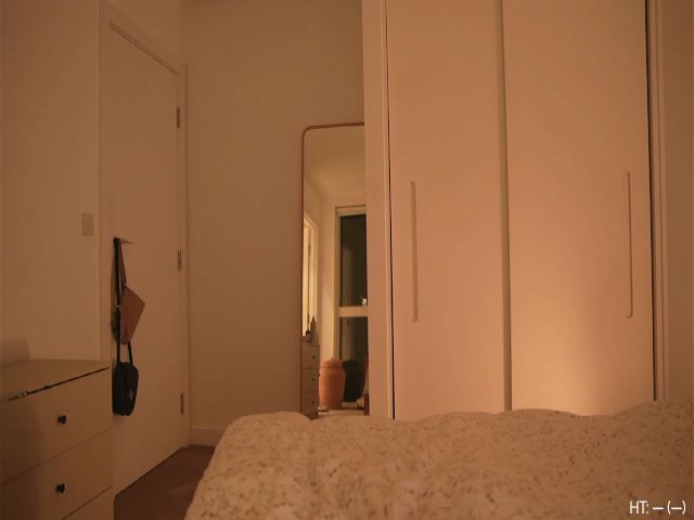 Live sex webcam photo for https_sophie #271526518