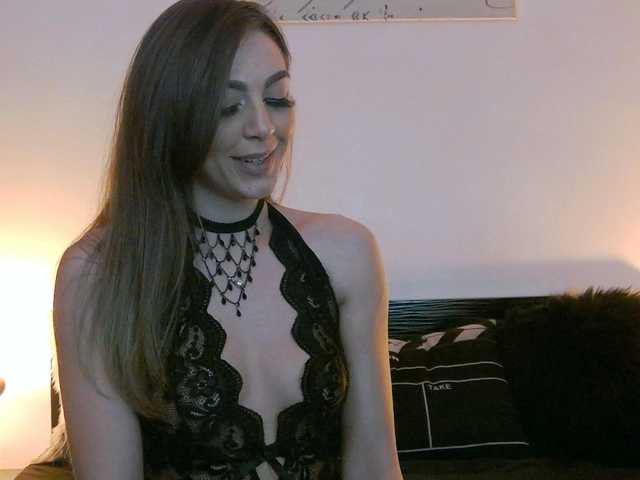 Live sex webcam photo for Thylane-White #271513160