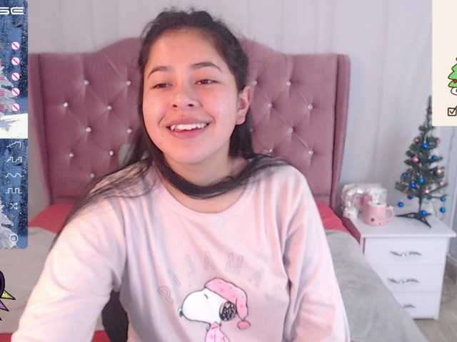 Live sex webcam photo for zelda-19 #271521218