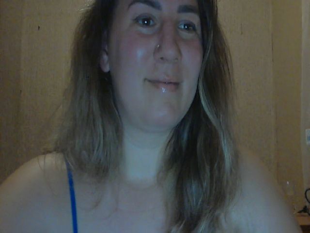 Live sex webcam photo for ChrystalBella #271523440