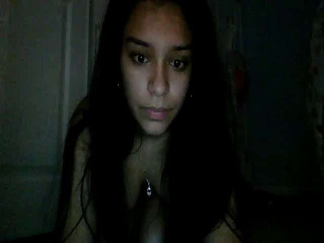 Live sex webcam photo for Adrianaxo1 #271515989