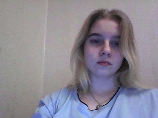 Live sex webcam photo for VeroniClark #271526957