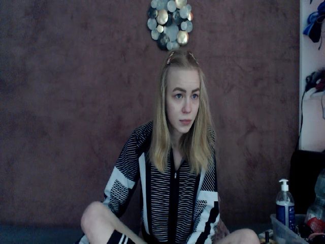 Live sex webcam photo for JanaBella #271519849