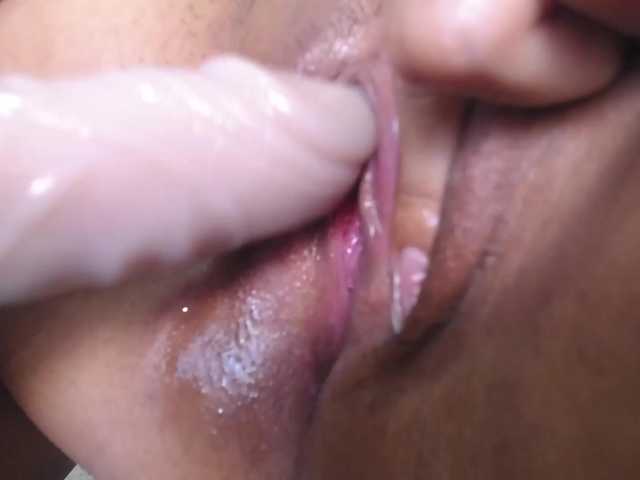 Live sex webcam photo for two-sins69 #271520067