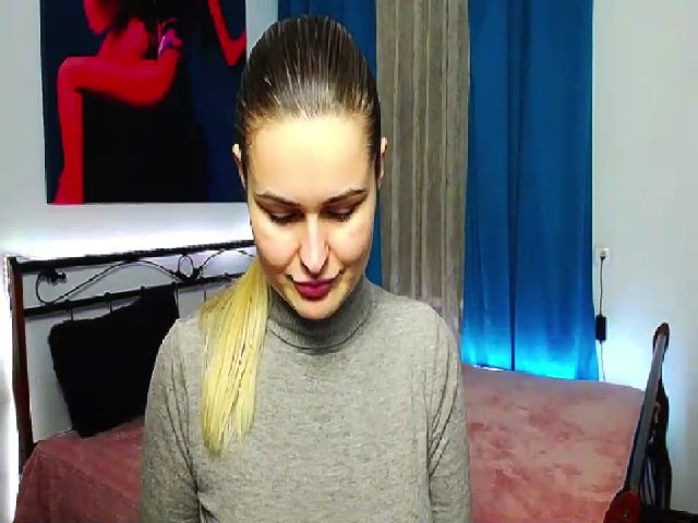 Live sex webcam photo for Lily_S_ #271523165