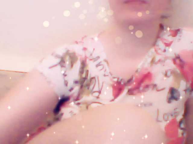 Live sex webcam photo for XMomentX1 #271520672