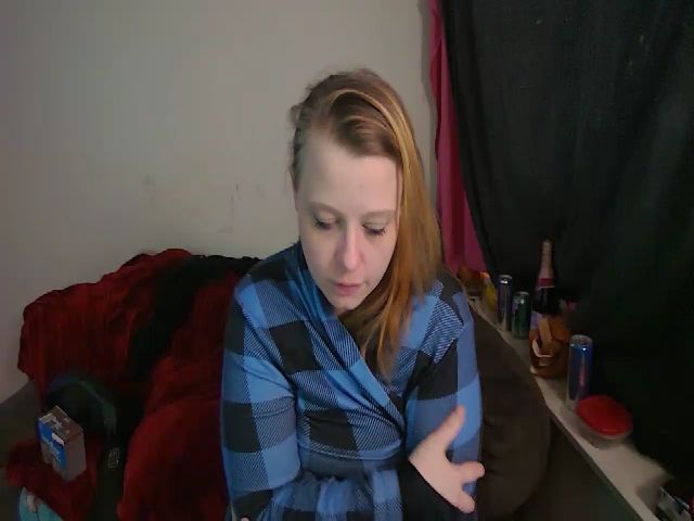 Live sex webcam photo for KissedPixie #271514455