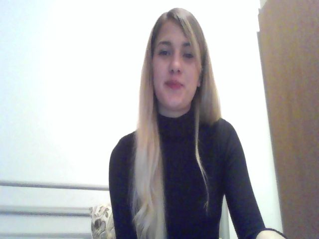 Live sex webcam photo for sweet23jane22 #271522946