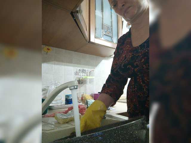 Live sex webcam photo for Marionaa #271523771