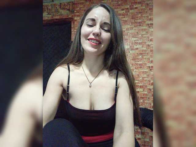 Live sex webcam photo for -Sandra-- #271512776
