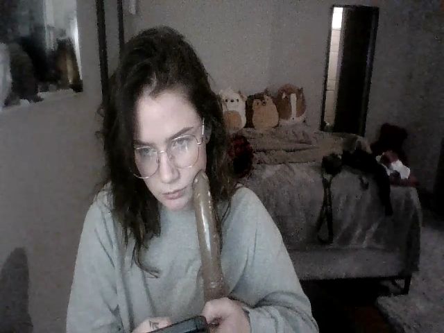 Live sex webcam photo for ThickBambii #271515196