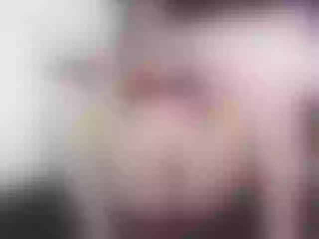 Live sex webcam photo for AliciaKennet #271528557