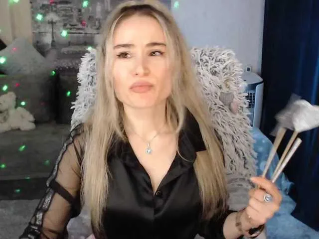 Live sex webcam photo for xyliganka777 #271528495