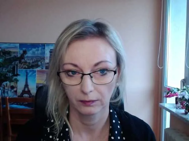 Live sex webcam photo for SoftVANESSA #271536236