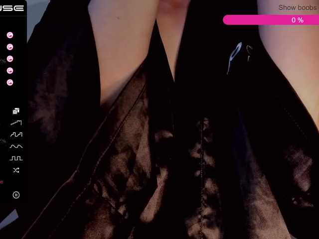 Live sex webcam photo for LilithMystic #271536389